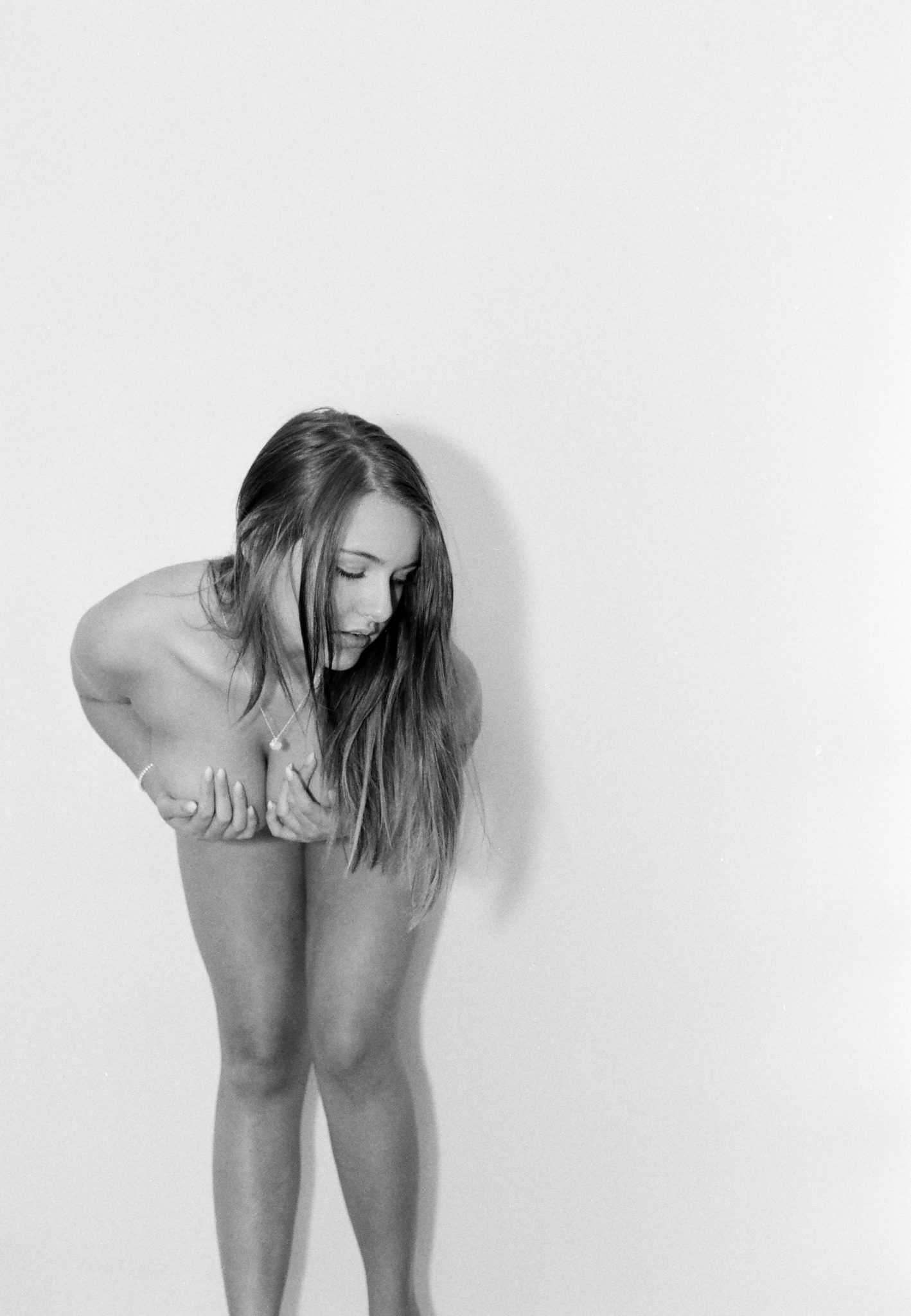 Kendra Rowe topless.