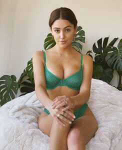Clara Wilsey modeled for @kylieskin on instagram